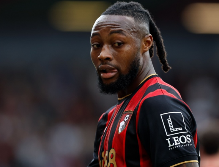 曼聯(lián)引援塞梅尼奧：堅(jiān)守薪資結(jié)構(gòu)，競(jìng)爭(zhēng)態(tài)勢(shì)復(fù)雜